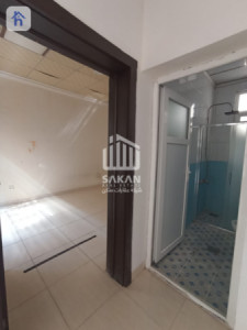 One Floor House image 9