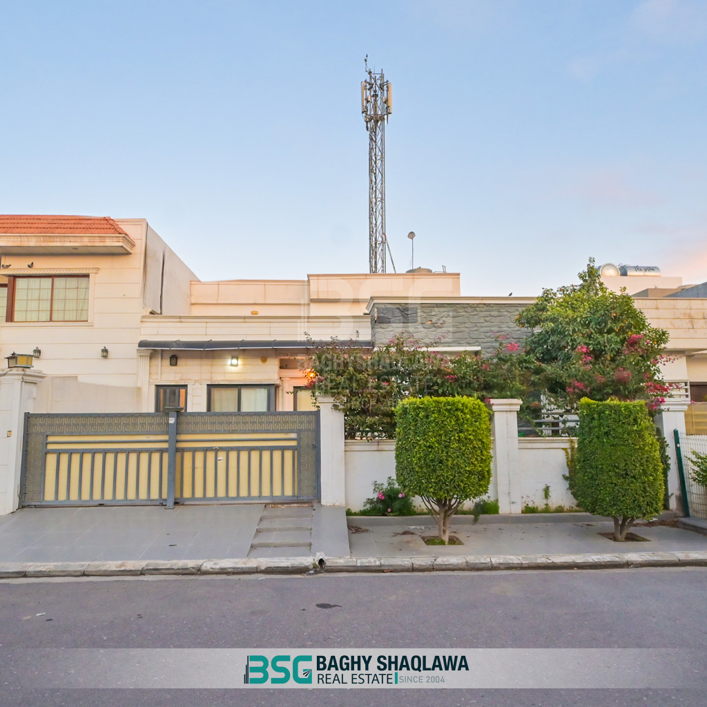 دار للبیع في 99 زانکو