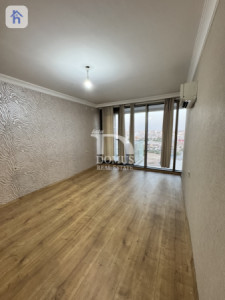 Modern 1BR Apartment in Star Towers Image 3