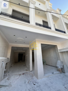 بيت واسع مع 3 غرف نوم image 3