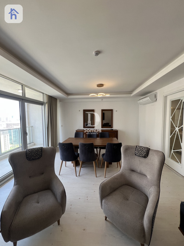 Modern Furnished Apartment in Empire Wings Resim 2