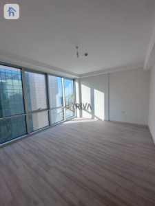 Spacious 2-Bedroom Apartment in Empire Square Image 3