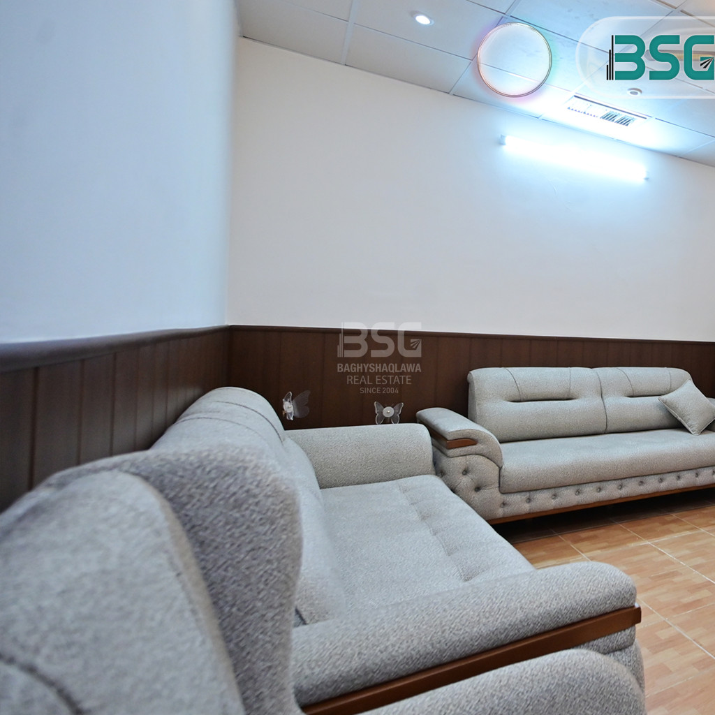 خانووی ڕاخراو بۆ فرۆشتن وێنە 8