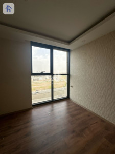 Luxurious Apartment in Prime Location Image 21