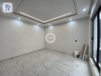 Luxury House Image 8
