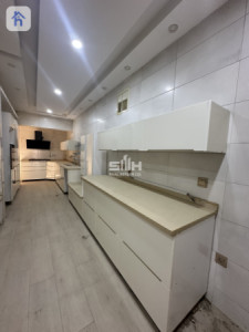 Spacious House with 4 Bedrooms Resim 14