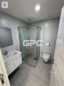 Elegant 2-Bedroom Apartment for Rent Image 7