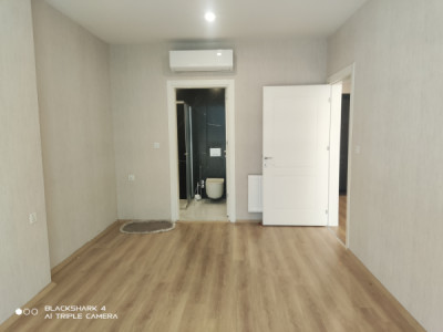 Apartment in Cash Image 5