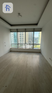 Modern Apartment with 2 Bedrooms Image 6