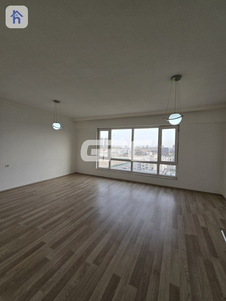 Modern Apartment with 3 Bedrooms
