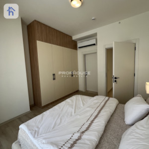 Elegant 3-Bedroom Apartment for Sale Image 10
