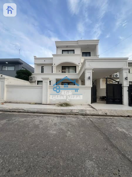 Spacious 4-Bedroom House in Ozal City