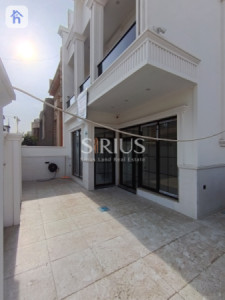 Spacious Family Home with Multiple Rooms image 2