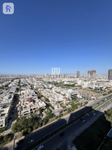 شقة واسعة بغرفتي نوم في موقع متميز image 13
