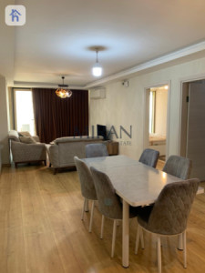 Modern and Spacious Apartment in Star Towers Image 4