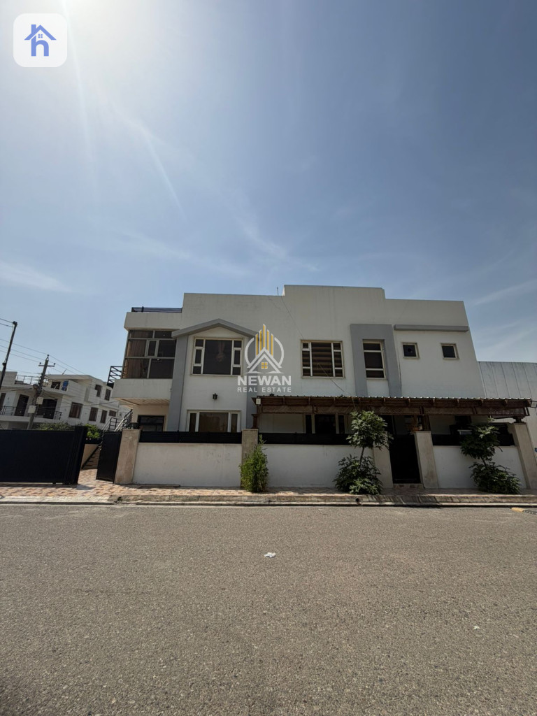 منزل مقابل الحديقة