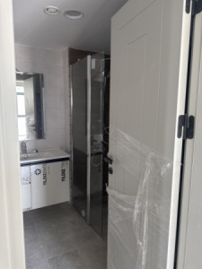 Spacious Apartment in Rami Towers image 5