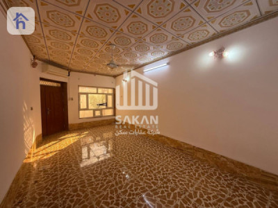 خانوویەک لە حەسارۆک لەگەڵ دوو ژووری نووستن وێنە 3