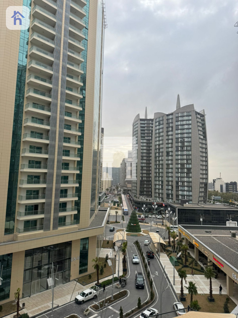 Centrally Located Apartment Image 11