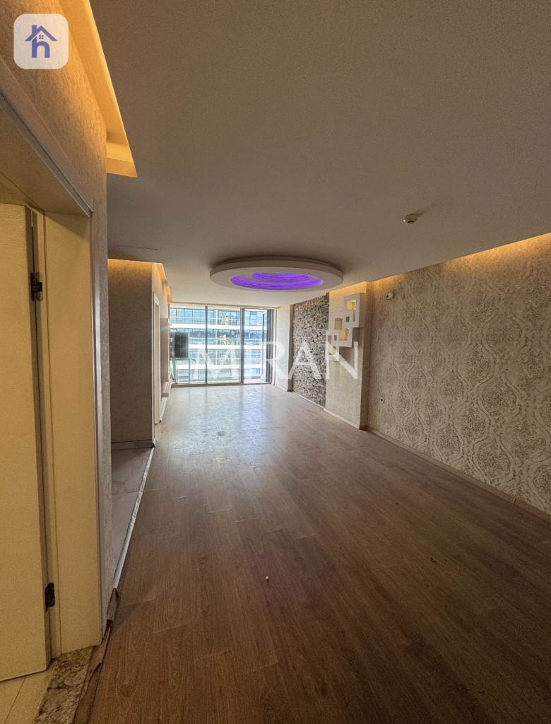 Modern 1 Bedroom Apartment Image 2
