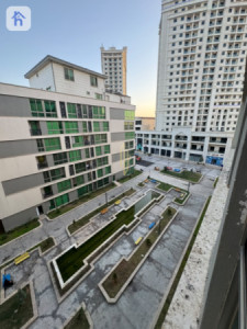 Modern Apartment image 4