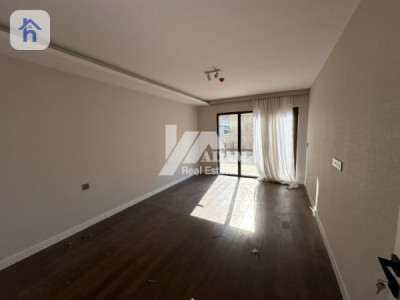 Charming Apartment with Terrace Image 5