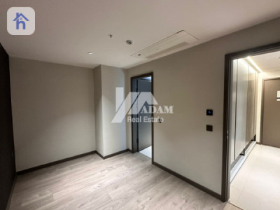 Apartment in Cash Image 10