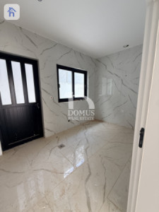 منزل مقابل الحديقة صورة 8