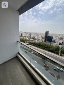 Modern Studio Apartment in Empire Pearl Towers Image 9