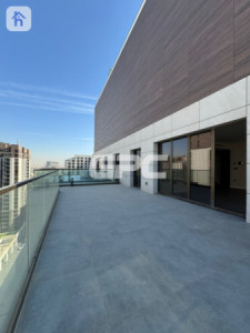 Modern Apartment with Terrace Resim 11