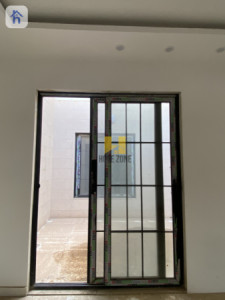 Spacious House with Multiple Rooms Resim 8