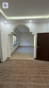 Spacious Family Home in American Village Resim 11
