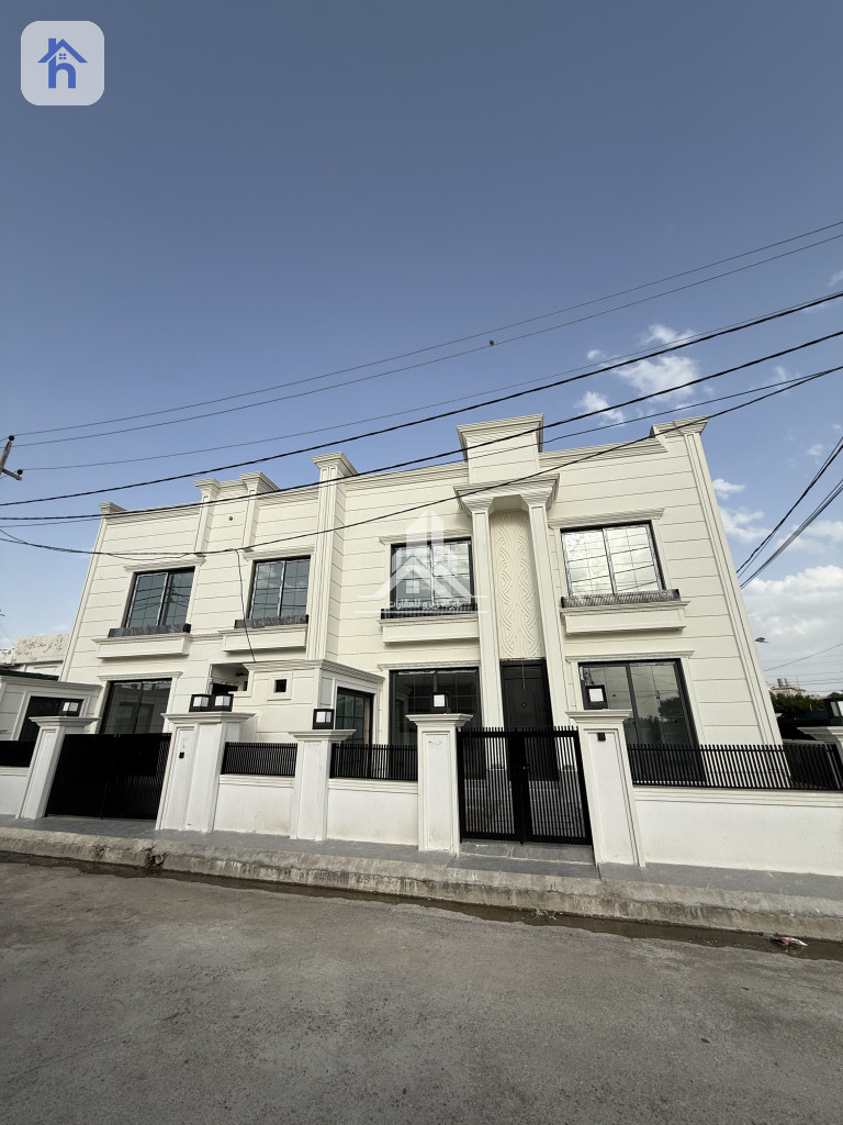 4 Bedroom House in Ashti City 1