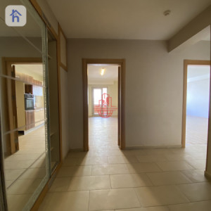 Modern 3-Bedroom Apartment Image 11