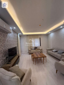 Modern Apartment image 2