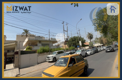 Spacious House in Al Jadrya, Baghdad image 3