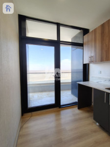 Modern Apartment Image 5