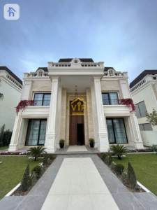 Spacious Family Home with Modern Amenities image 1