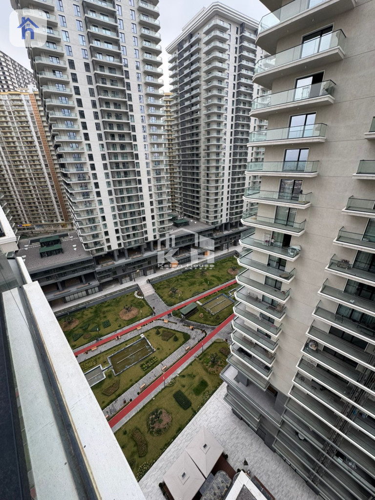 شوقەی ستۆدیۆ بە دیمەنێکی جوانەوە وێنە 6