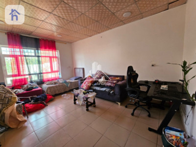 One Floor House image 5