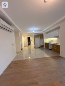 Cozy apartment in high-rise building Image 3