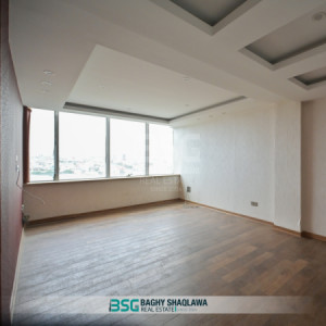 Building for sale on a main 60-meter street opposite the Yellow Hall Resim 11