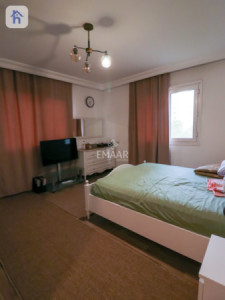 3-Bedroom Apartment in Empire Royal Image 4