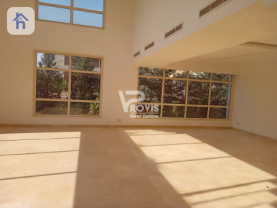 Spacious 5-Bedroom House for Rent image 2