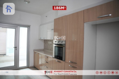 Modern 2 BR Apartment in Empire Wings Image 5