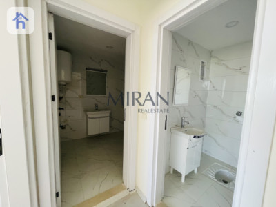 شوقەیەکی ئارام لە لالاڤێ سەن تاوەرز وێنە 5