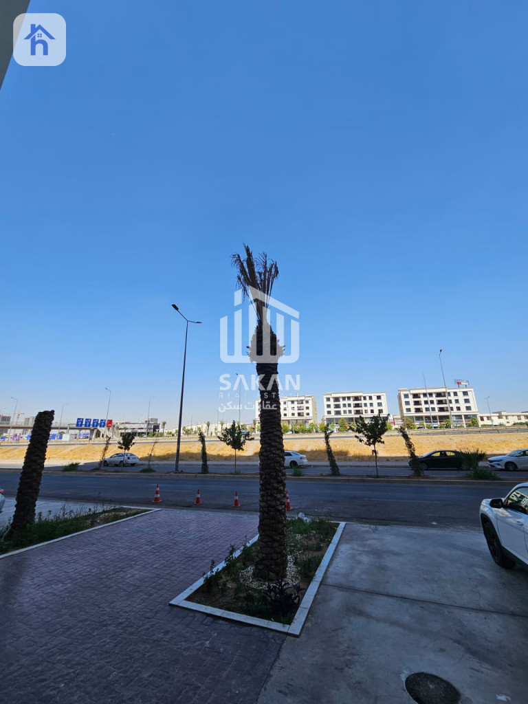 دوکان لە تاوەرەکانی ڕاسان، ٢٠٠ م٢ وێنە 2