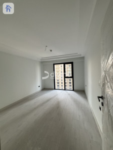 شقة حديثة مع غرفتي نوم صورة 3