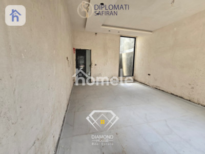 Family House with Multiple Rooms Image 6