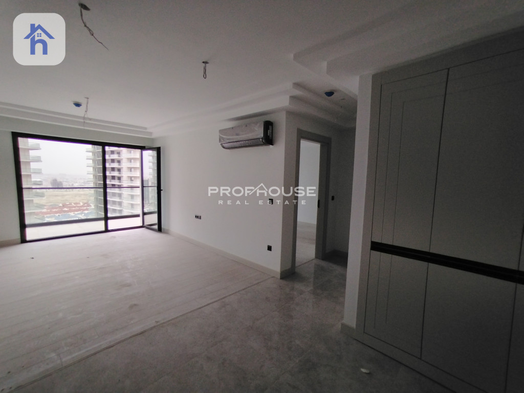 Modern 1-Bedroom Apartment with View